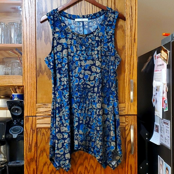Avon Tops - Avon Asymmetrical Tunic Top, sz Xl
